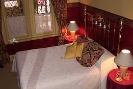 Triune House Bed And Breakfast - Perths Hotel 0