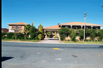 Book Queanbeyan Accommodation Vacations Perths Hotel Perths Hotel