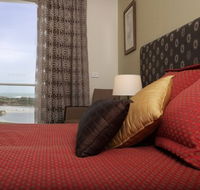 Lady Bay Resort - Perths Hotel