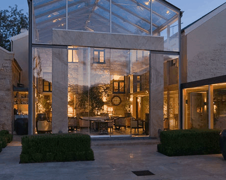 Islington - Perths Hotel
