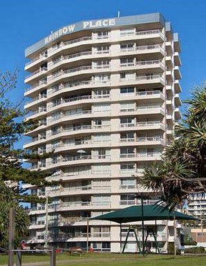 Rainbow Bay QLD Perths Hotel