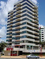 Maroochydore QLD Perths Hotel