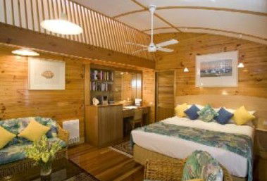 Kims Beach Hideaway - Perths Hotel 0