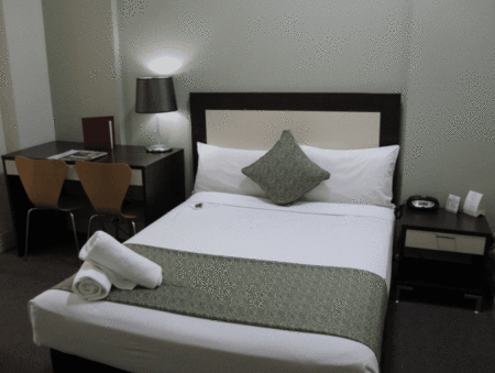 Aarons Hotel - Perths Hotel