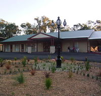 Sanctuary House Resort Motel - Perths Hotel