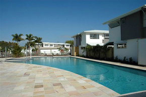 Coolum Villas - Perths Hotel 0