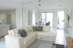 Coolum Villas - Perths Hotel 2