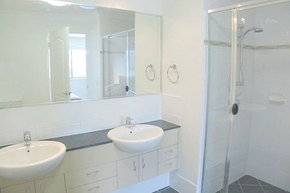 Coolum Villas - Perths Hotel 5