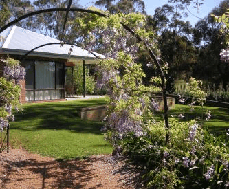 Catton Hall Country Homestead - Perths Hotel