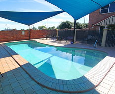 Book Toowoomba Accommodation Vacations Perths Hotel Perths Hotel