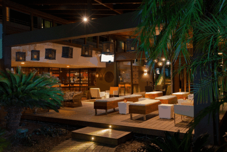 Rydges Plaza Cairns - Perths Hotel 1