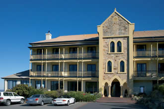 Grand Mercure Mount Lofty House - Perths Hotel 1