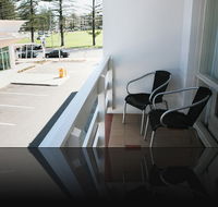 Watermark Glenelg - Perths Hotel