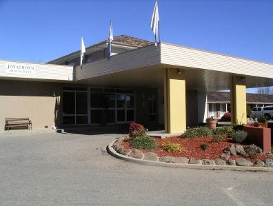 Country Comfort Orange - Perths Hotel 3