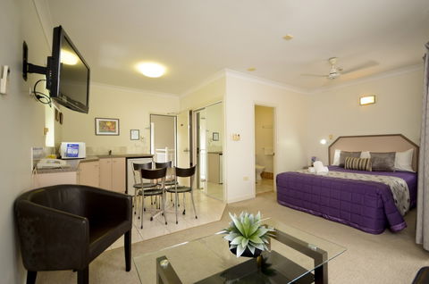 Reef Palms - Perths Hotel 1