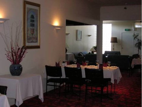 Peninsula Motor Inn And Tyabb Fly Inn - Perths Hotel 2