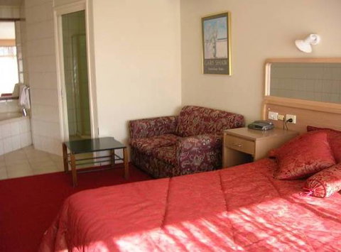 Peninsula Motor Inn And Tyabb Fly Inn - Perths Hotel 3
