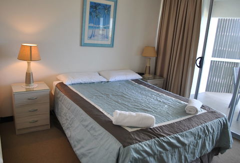 Maroochy Sands Holiday Units - Perths Hotel 1