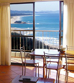 Beachfront Towers - Perths Hotel 10