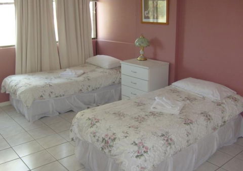Queensleigh Holiday Apartments - Perths Hotel 3