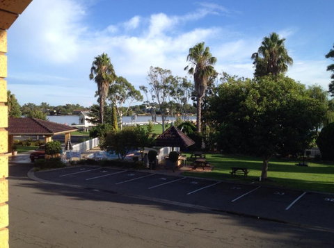 Lake View Motel - Perths Hotel 6