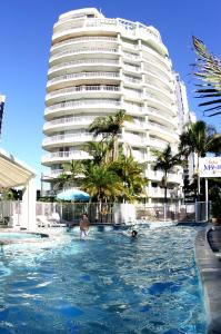Surfers Mayfair - Perths Hotel 3