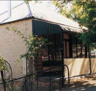 Wild Olive Cottage - Perths Hotel