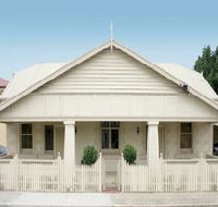 Seaside Semaphore Holiday Accommodation - Perths Hotel