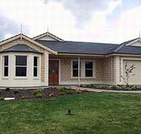 Lochnagar Barossa - Perths Hotel