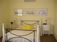 Wild Berry Cottage - Perths Hotel 1