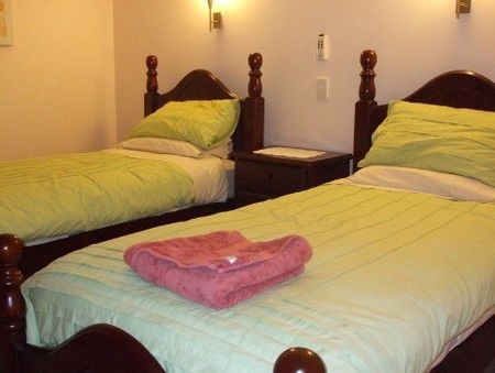 Quandong Apartments - Perths Hotel 3