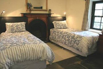 McCaffrey Cottage - Perths Hotel 2