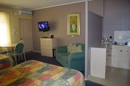 Lake View Apartments - Perths Hotel 1