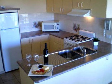 Lake View Apartments - Perths Hotel 5