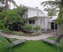 Allure Beach House - Perths Hotel 0
