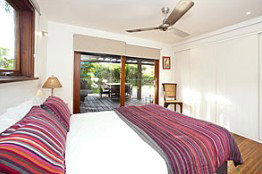 HMAS Hawk - Perths Hotel 1