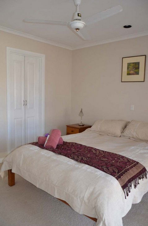 The Beach House - Normanville - Perths Hotel 2
