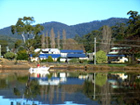 Prosser Holiday Units - Perths Hotel 0