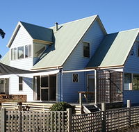 The Big Blue Retreat - Perths Hotel