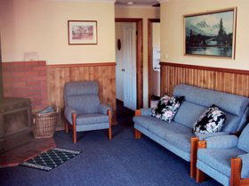 Lake Yalleena Holiday Cabins - Perths Hotel 0