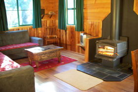 Cradle Mountain Highlanders - Perths Hotel 0