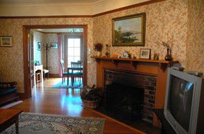 Hartzview Vineyard Homestead - Perths Hotel 2
