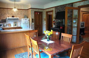 Hartzview Vineyard Homestead - Perths Hotel 5