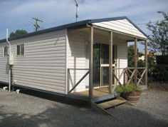 Sheffield Cabins - Perths Hotel 2