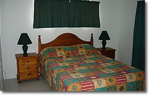 Alkoomie Station - Perths Hotel 1