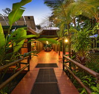 Wait A While Retreat - Perths Hotel