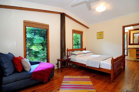 Cow Bay Homestay Bed And Breakfast - Perths Hotel 4