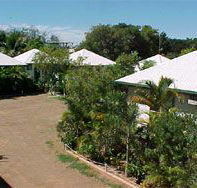 Gee Dees Family Cabins - Perths Hotel