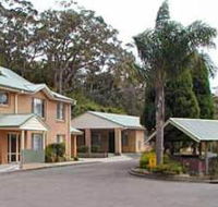 Sussex Inlet Holiday Centre - Perths Hotel