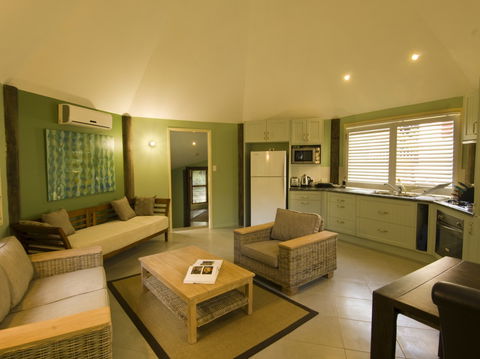 Glasshouse Mountains Ecolodge - Perths Hotel 3